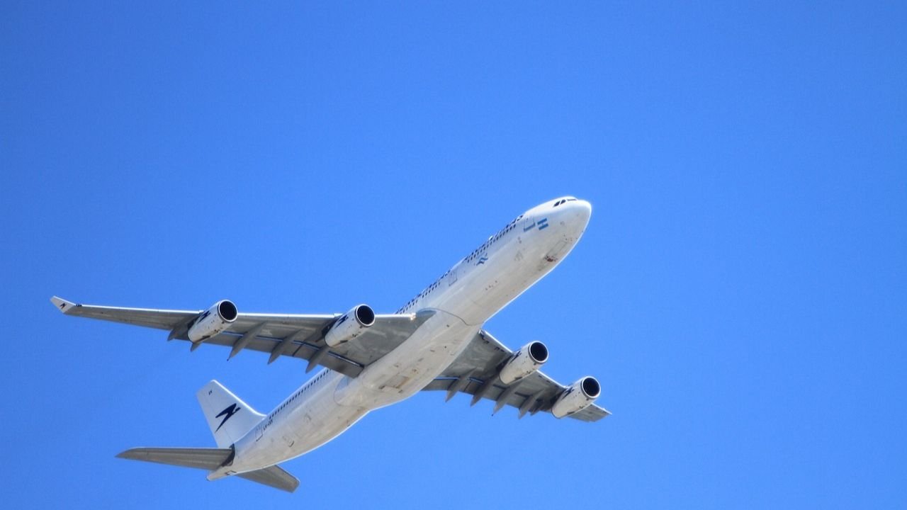 airplane