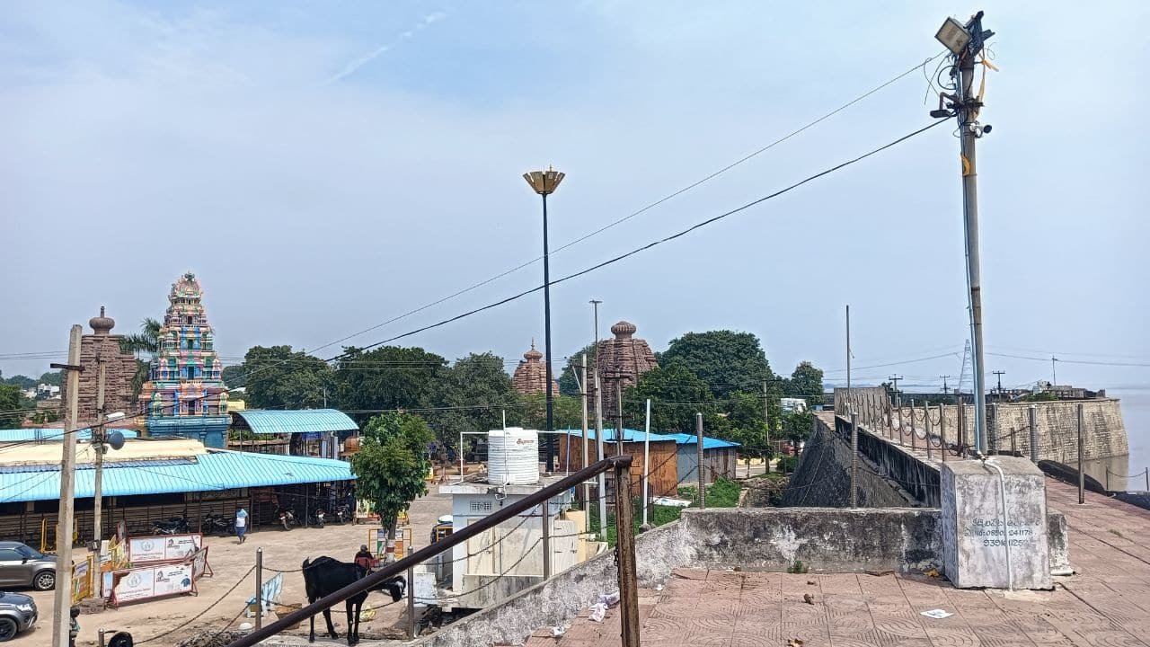 Explore the Beauty of Alampur Jogulamba Temple