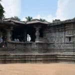 Explore the Thousand Pillar Temple