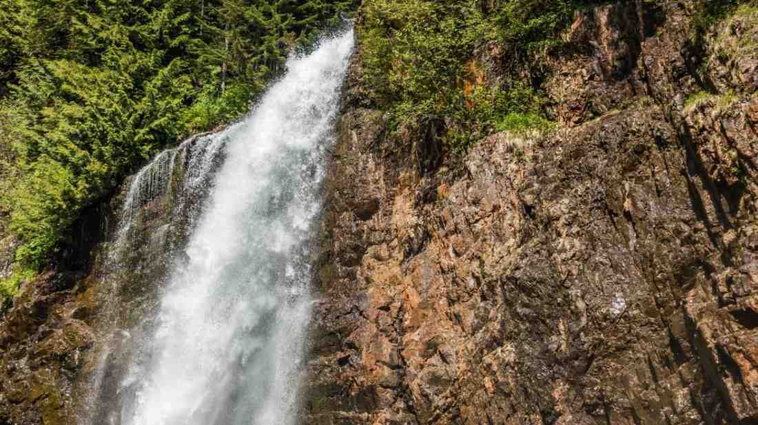 Hike to Franklin Falls A Nature Lover's Paradise