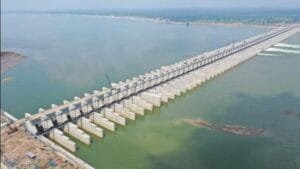 Hyderabad to Kaleshwaram Distance and Travel Price Guide