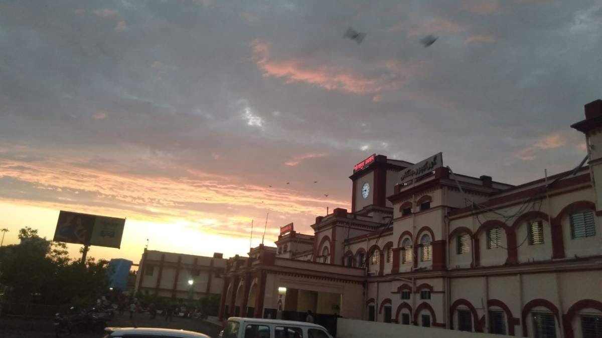Lucknow to Gorakhpur Distance, Time and Fare by Road